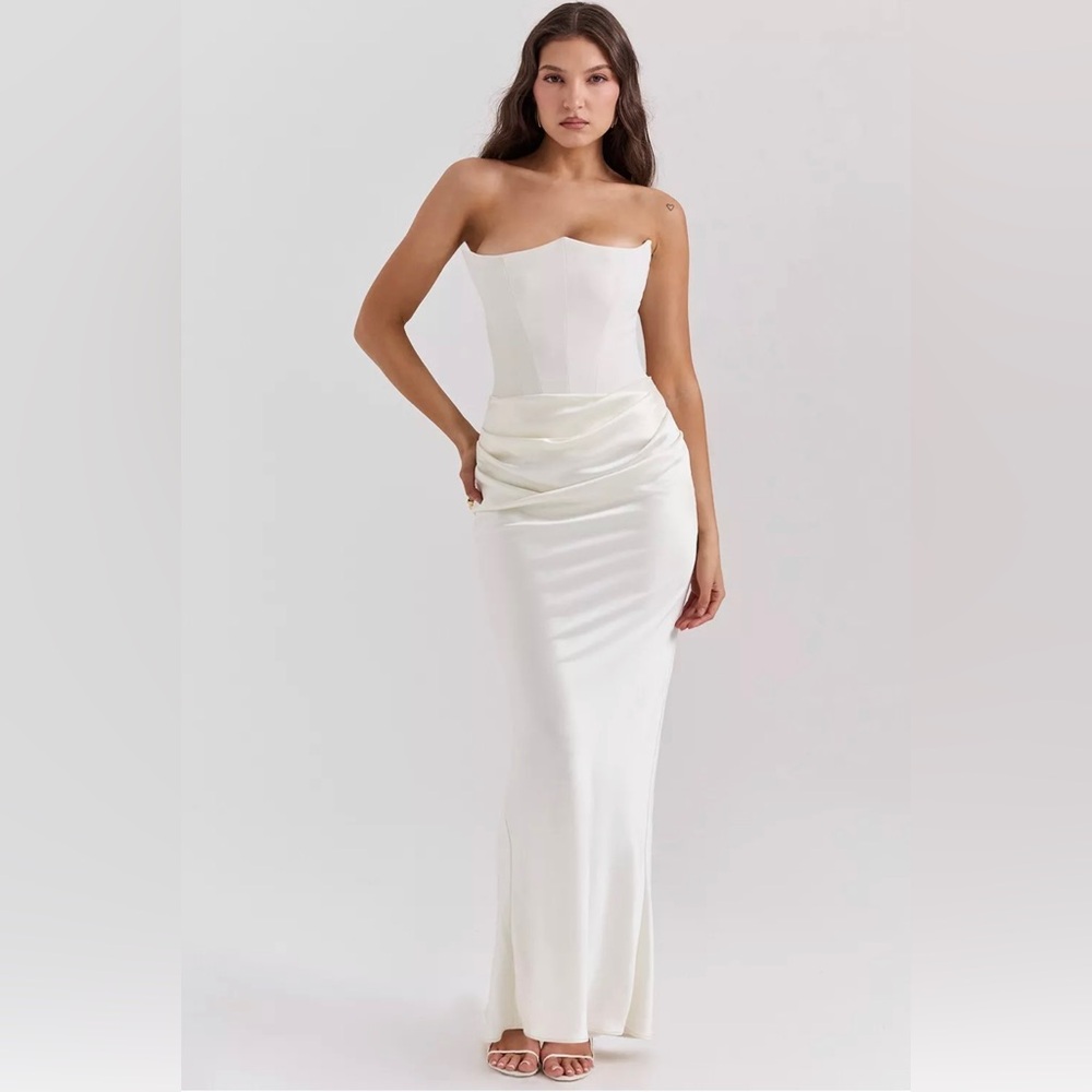 HOUSE OF CB 'Persephone' Ivory Strapless Corset Maxi Dress